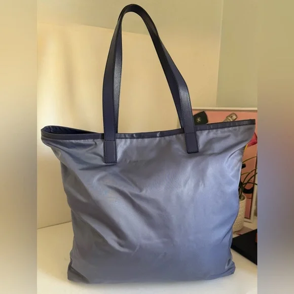 Prada Nylon Tote Bag-blue Large shoulder bag π - Picture 4 of 15